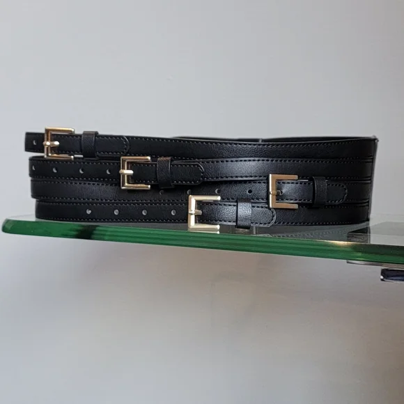 The Limited Black Buckle Belt Sz: S - Picture 2 of 9